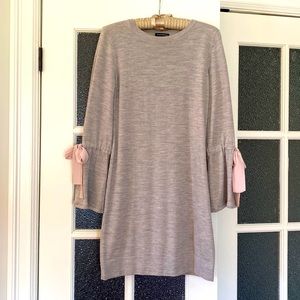 Club Monaco merino wool. XS, excellent condition.